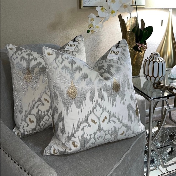 1- NWT CALLISTO HOME EMBROIDERED DECORATIVE PILLOW(Read description for details) - Picture 6 of 10